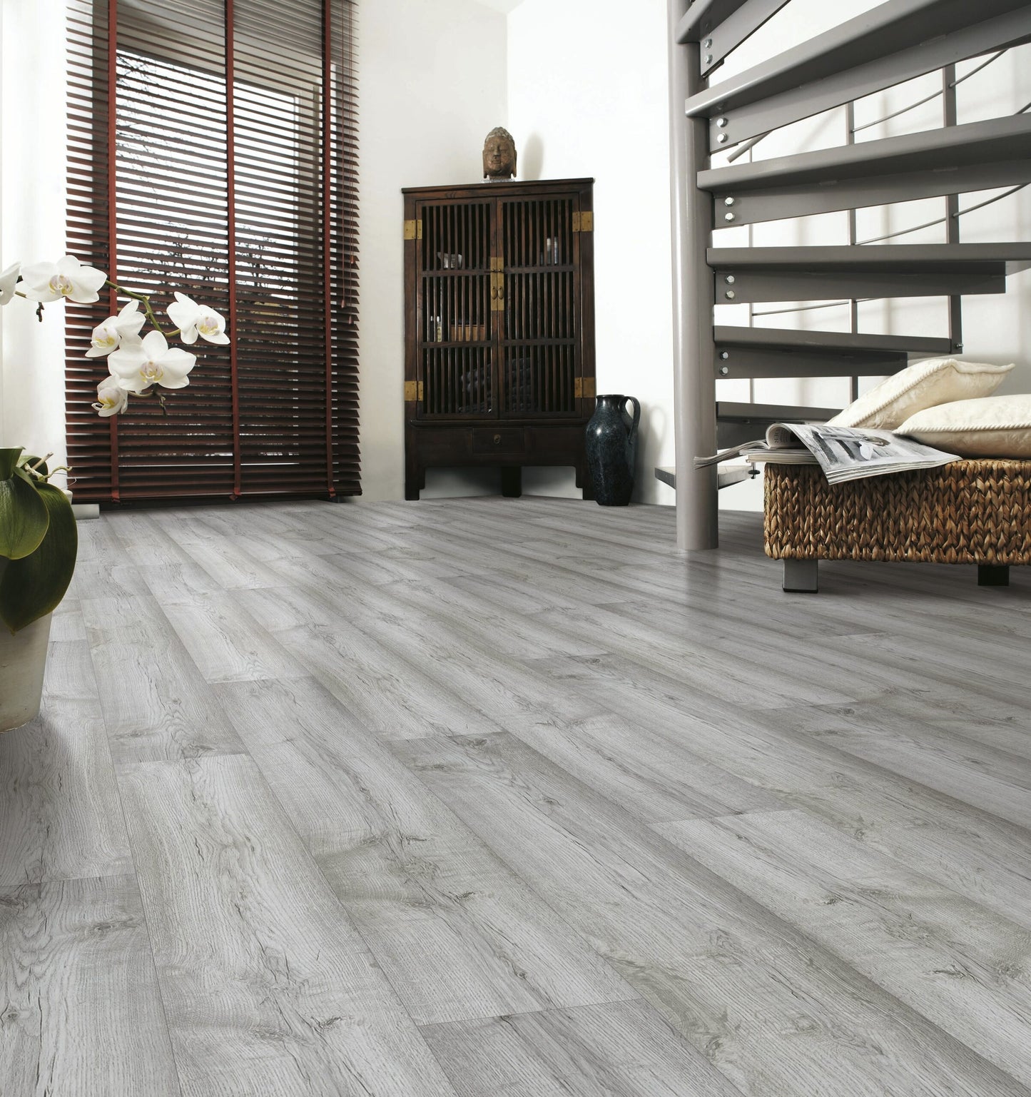 Krono Super Natural Classic Dartmoor Oak 8mm Laminate Flooring