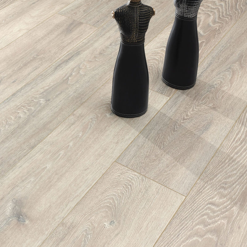 Krono Super Natural Classic Colorado Oak 8mm Laminate Flooring