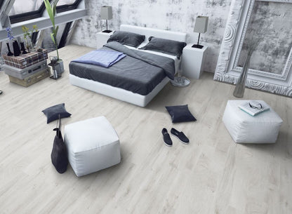 Kaindl Gloss Fresco Snow 8mm Laminate Flooring With Free Underlay